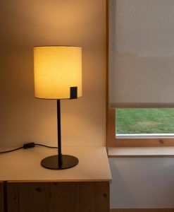 Lampe de table noire et blanc cassé NILA ambients
