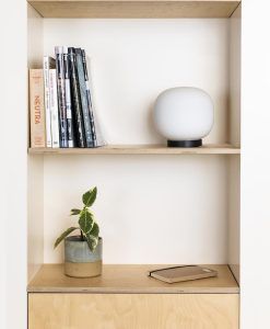 Lampe de table noire et blanche AMELIA ambient